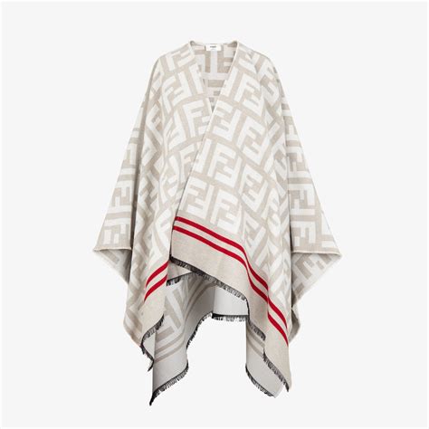 ff poncho fendi